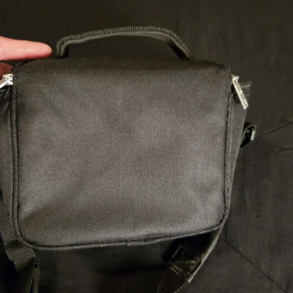 Samsonite Black Nylon Camera Shoulder Bag Case‎ Padded Strap Pockets Accessory